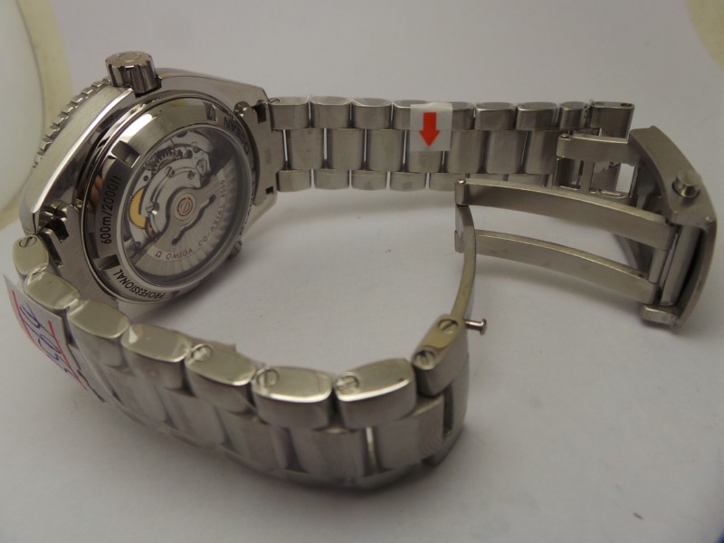 Armband aus Stahl
