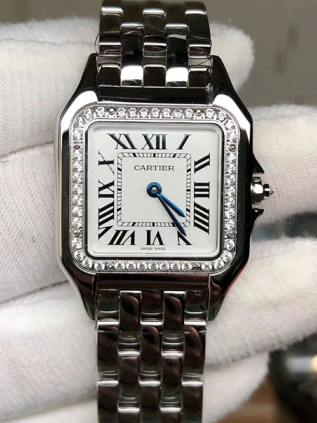 Cartier Hot Spot on Replica Watches and Reviews