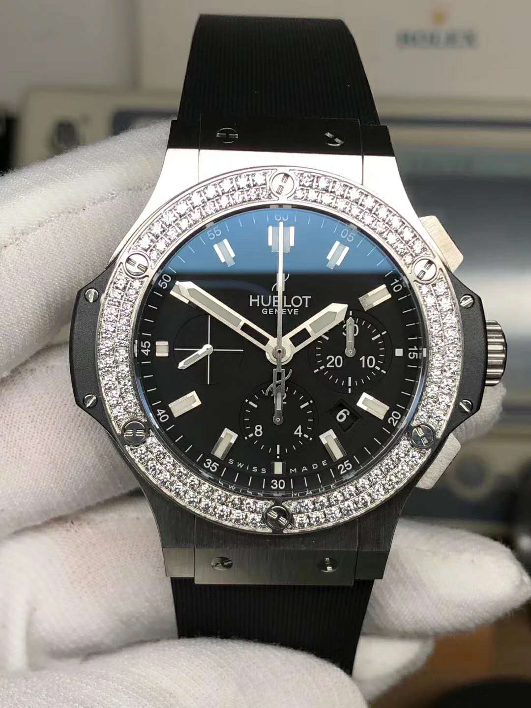 black casio vintage watch