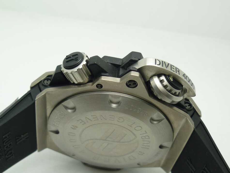 Hublot Diver 4000M Crown