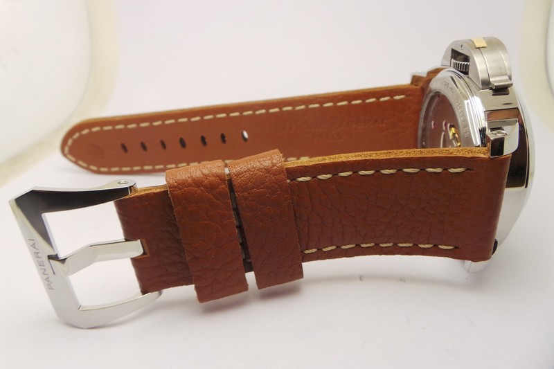PAM 563 Brown Leather Strap