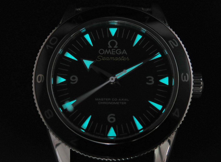 Omega Spectre Dial Lume