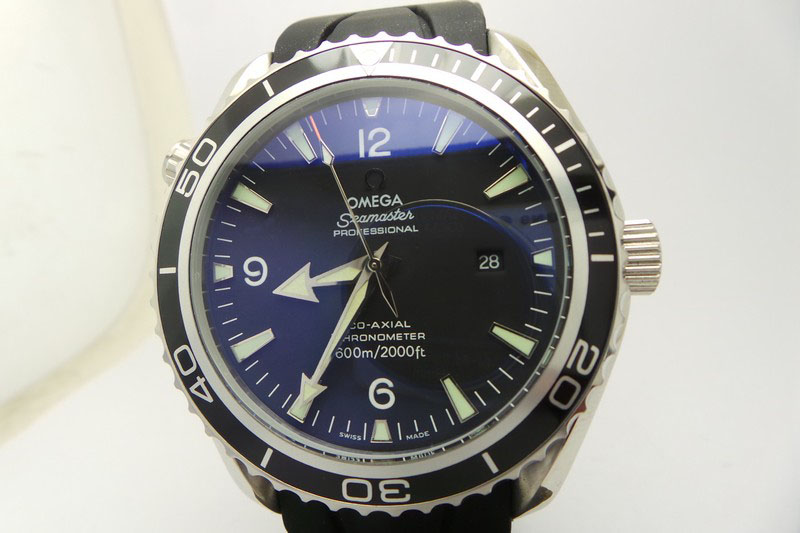 Replica Omega Planet Ocean 45mm Black Rubber Strap Watch