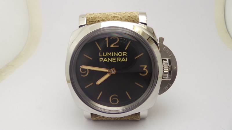 Panerai Luminor 1950 PAM 372 Replica