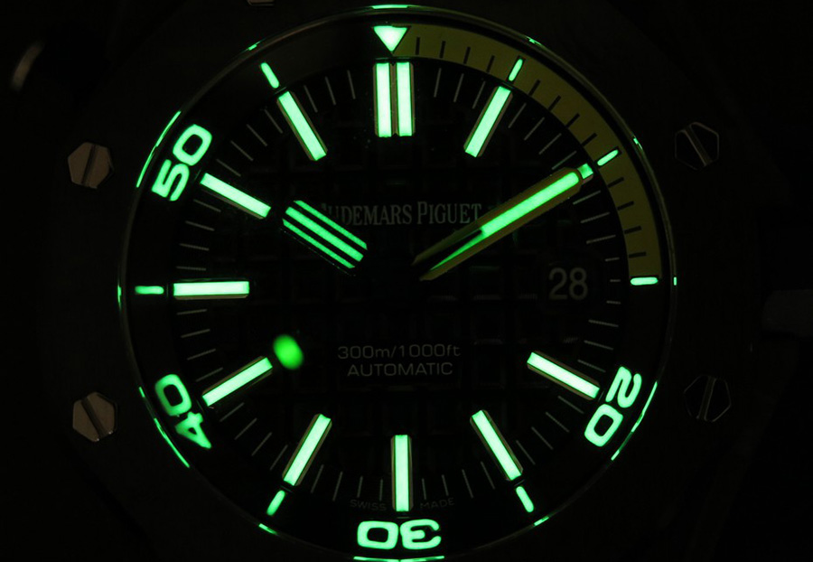 AP Diver Green Lume