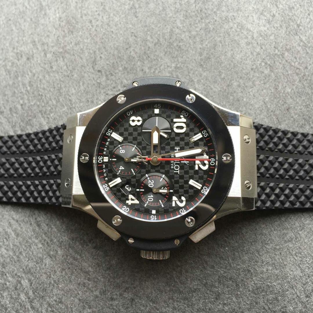 Hublot Central Red Second Hand
