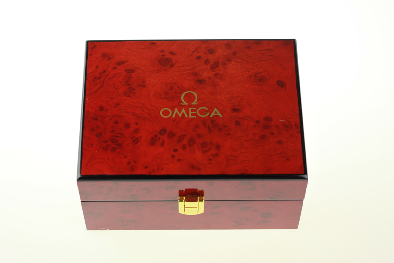 Omega Box Front