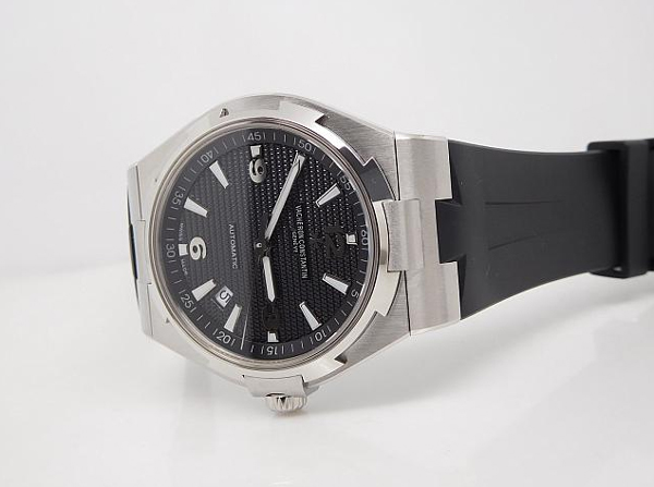 Vacheron Constantin Overseas Steel Case