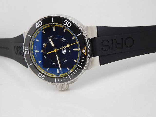 Oris Aquis Great Barrier Reef Rubber