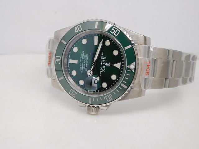 Noob V8 Rolex Submariner 116610LV Ceramic Bezel