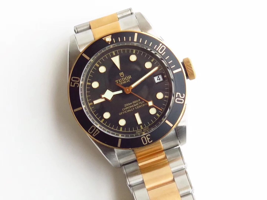 Replica Tudor Black Bay Two Tone