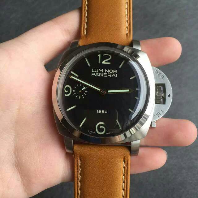 Replica Panerai Luminor 1950 Watch