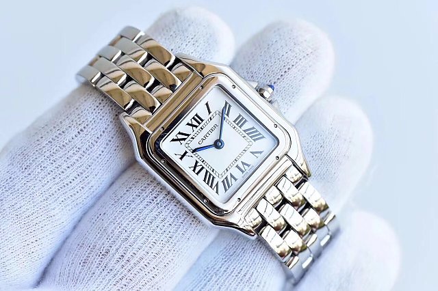 Cartier Panthere Replica