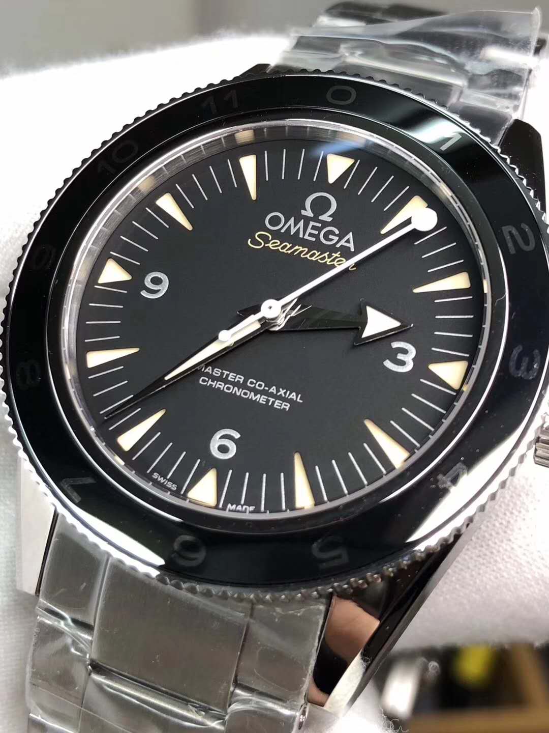 Omega Seamaster Spectre Black Ceramic Bezel