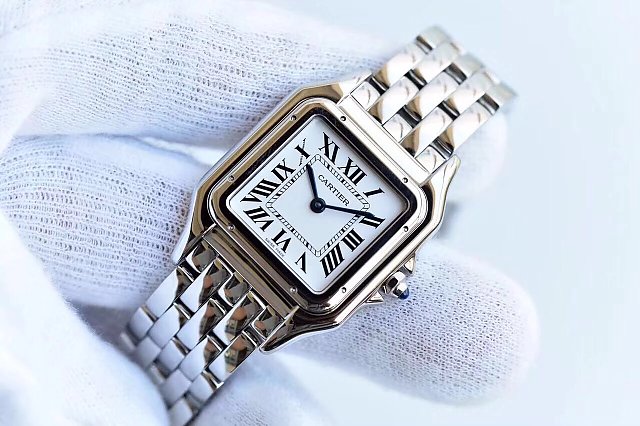 Replica Cartier Panthere Quartz