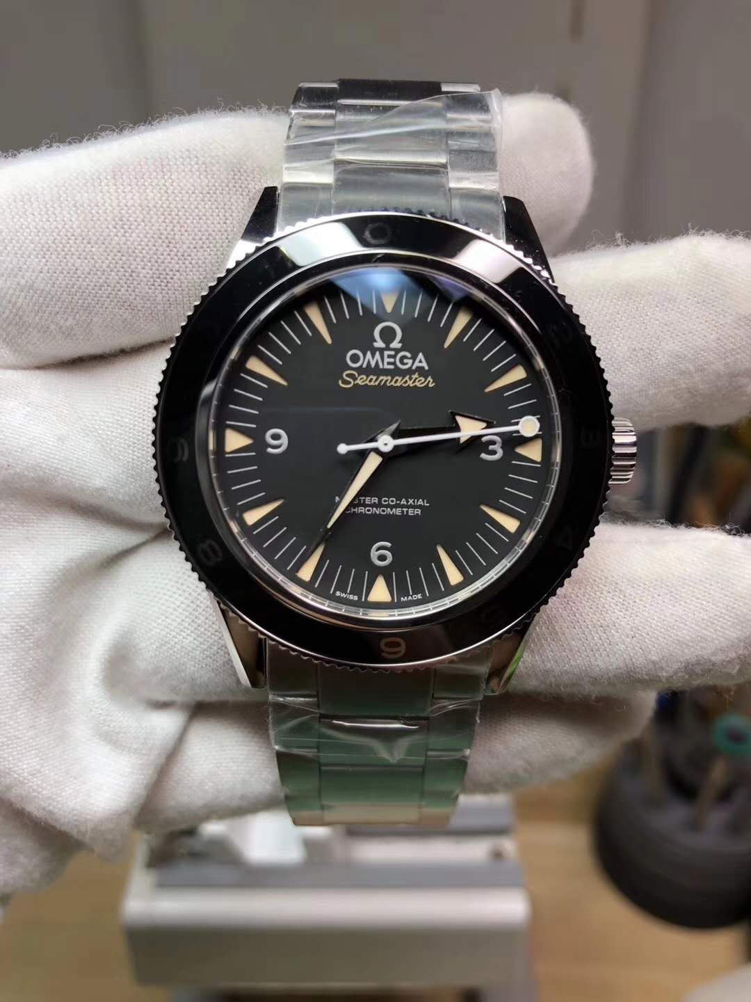 V6 Replica Omega Seamaster Spectre 007