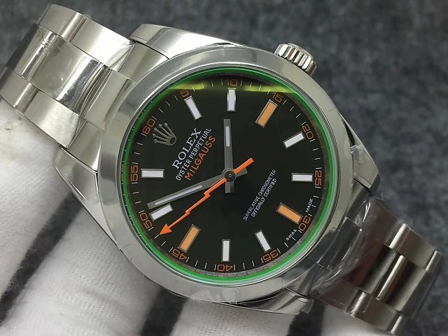 Rolex Milgauss 116400GV Green Crystal