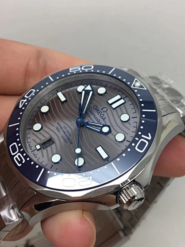 Omega Seamaster Diver 300m Basel 2018