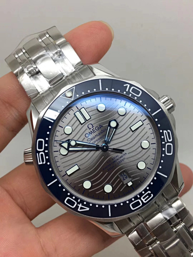 Replica Omega Seamaster 300m Diver Stainless Steel