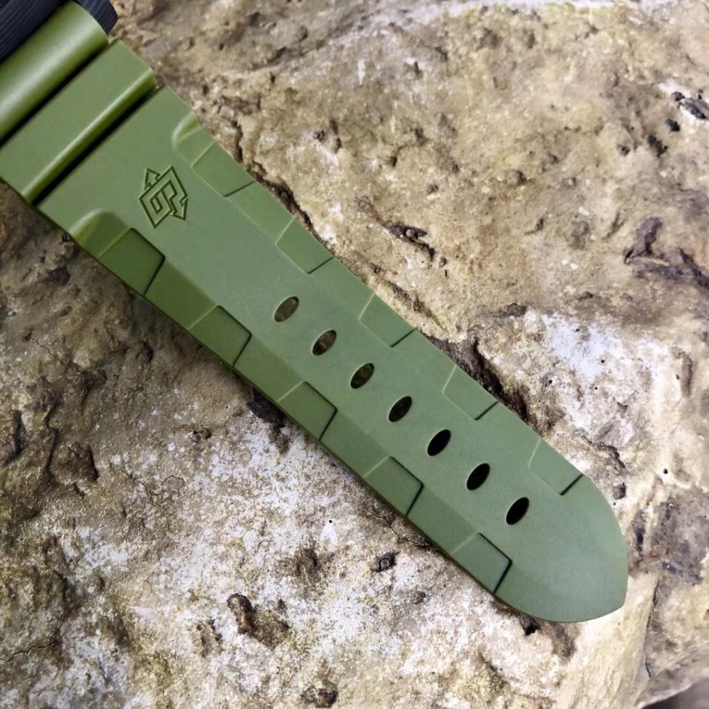 PAM 961 Green Rubber Strap