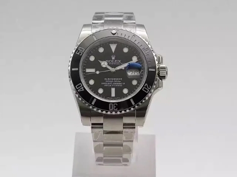 V8 Replica Rolex Submariner Black