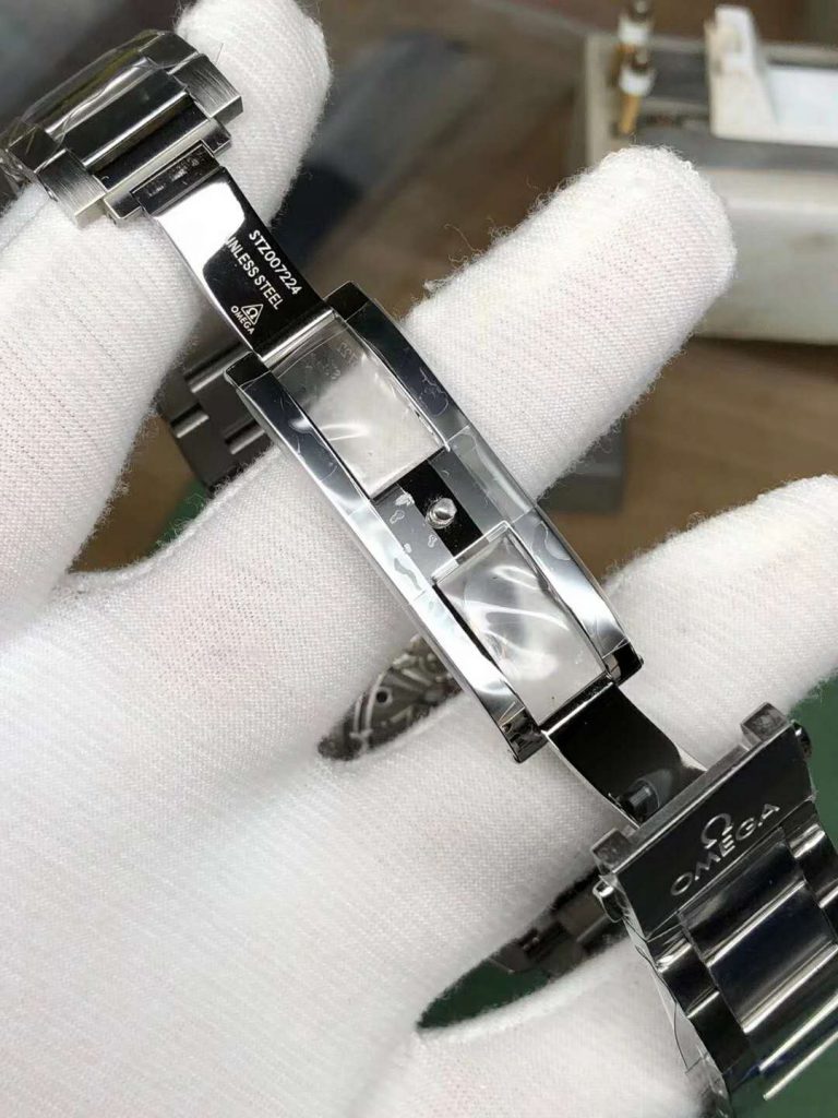 Omega Worldtimer Clasp