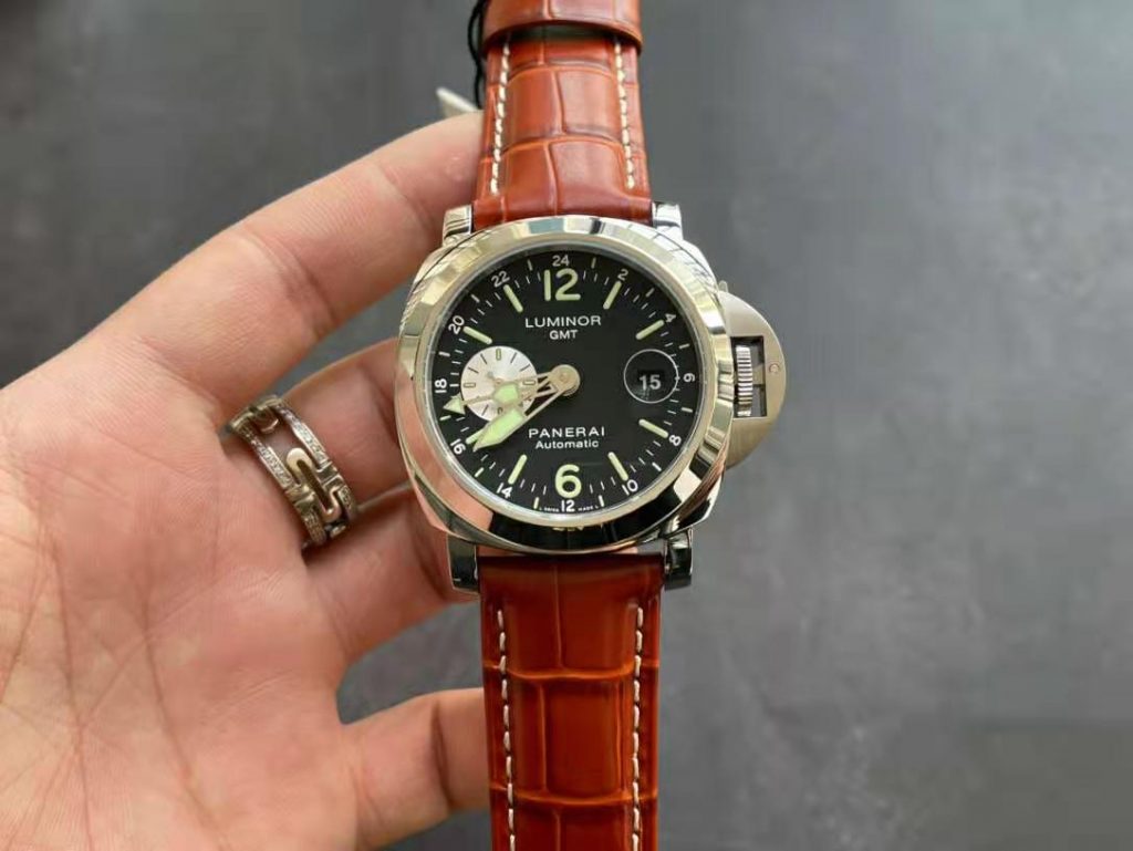 Replica Panerai Luminor GMT PAM 088