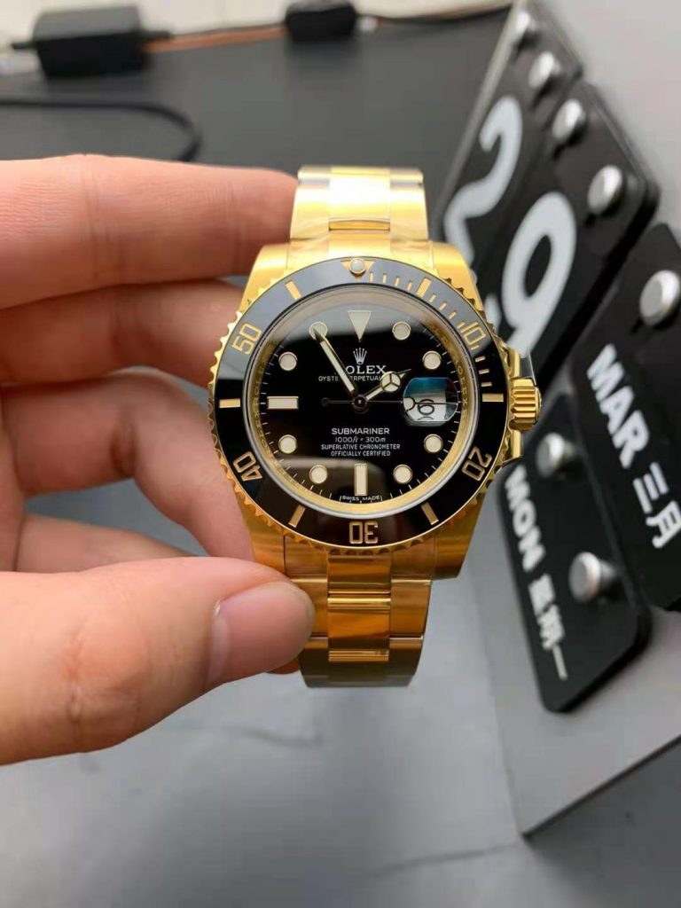 Replica Rolex Submariner Gold Black