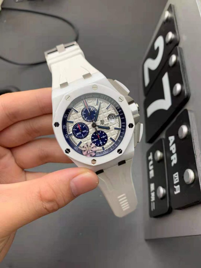 Replica AP ROO Chrono White Ceramic