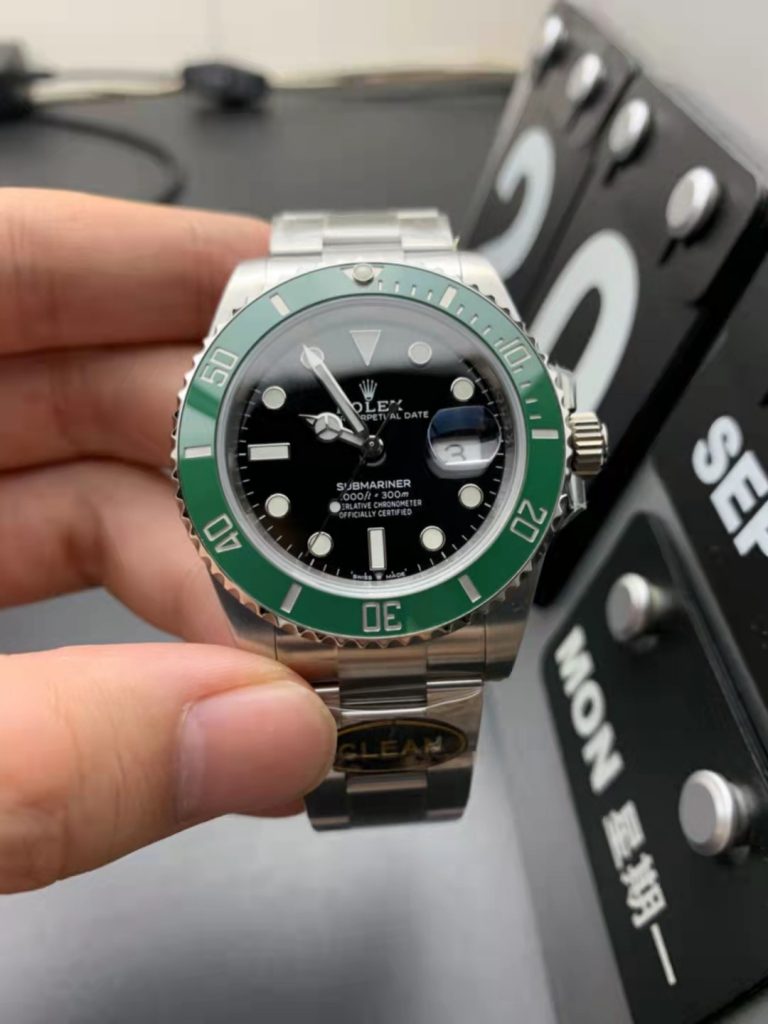 Replica Rolex Submariner 41mm 126610LV