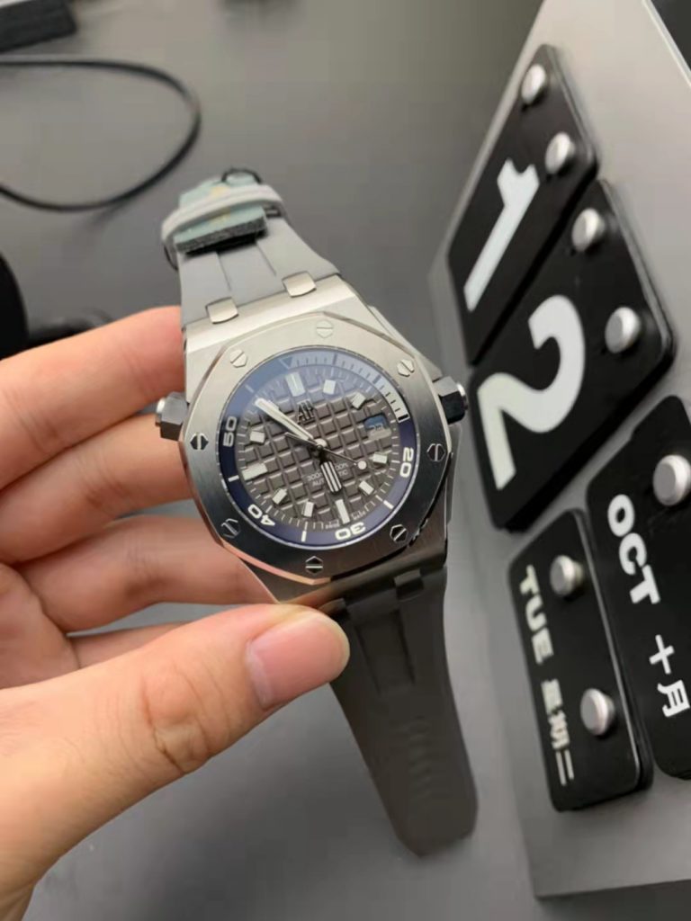 Replica Audemars Piguet Royal Oak 15720