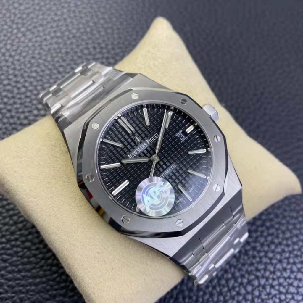 Audemars Piguet RO 15400 Black Replica