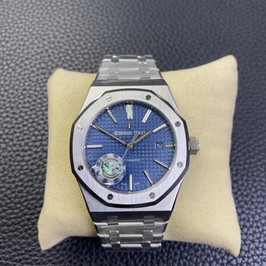 Audemars Piguet Royal Oak 15400 Blue Replica