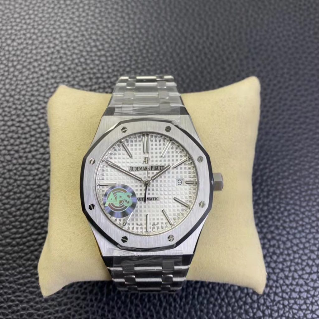 Audemars Piguet Royal Oak 15400 White Replica