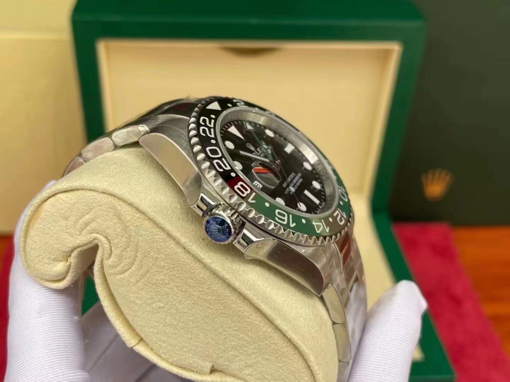 Rolex GMT-Master II 126710VTNR Crown