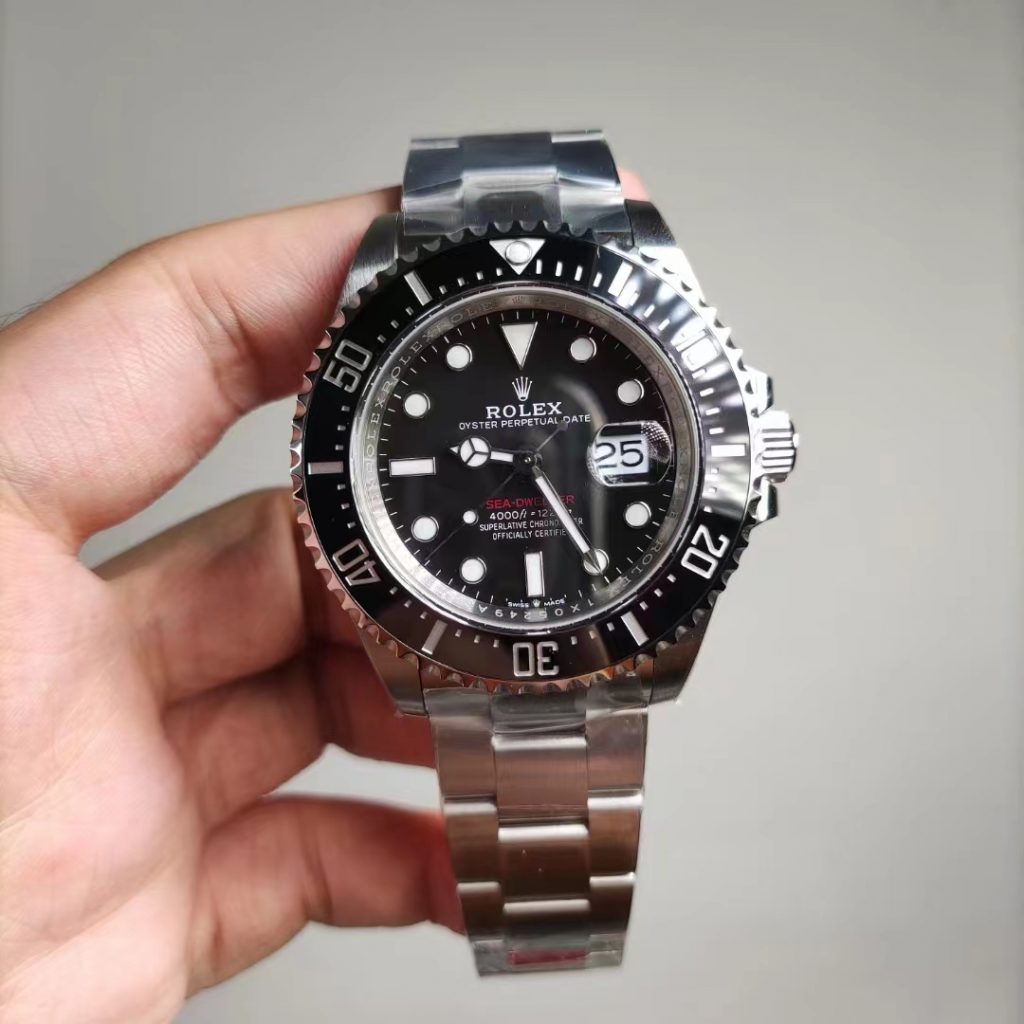 Replica Rolex Sea-Dweller 126600