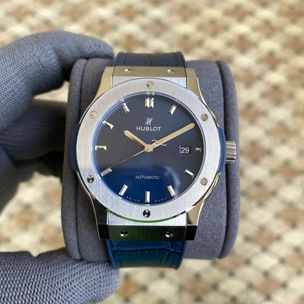 Replica Hublot Classic Fusion 42mm Titanium Blue