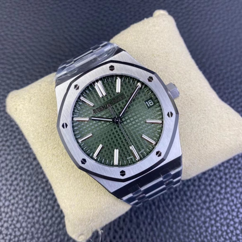 Replica Audemars Piguet Royal Oak Green