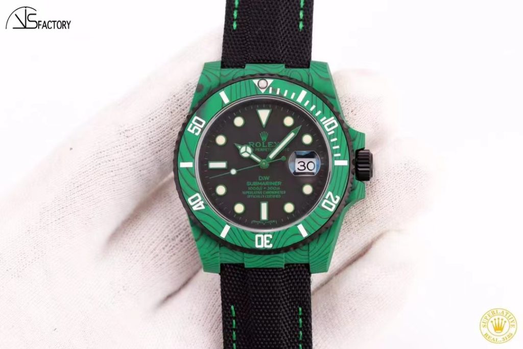 DiW Submariner Green