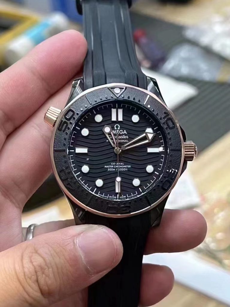 Replica Omega Seamaster Diver 300m Ceramic