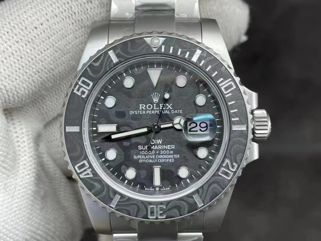 Rolex DiW Submariner Carbon Dial