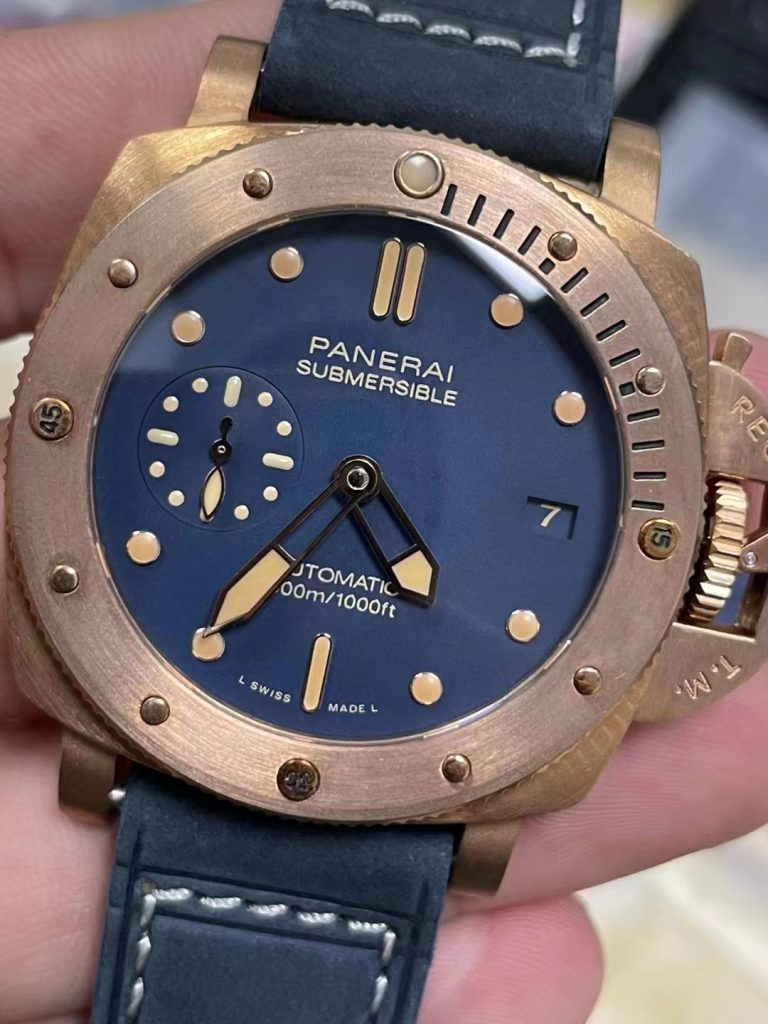 Panerai PAM 1074 Replica