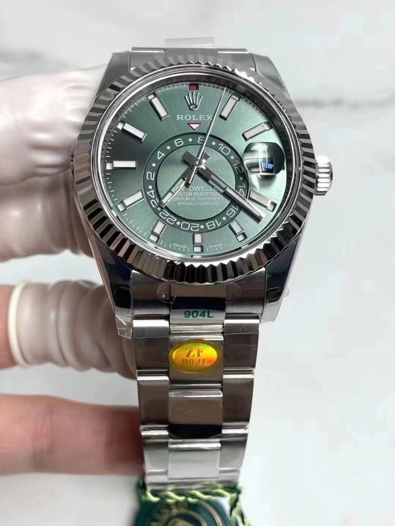 Replica Rolex Sky-Dweller Green