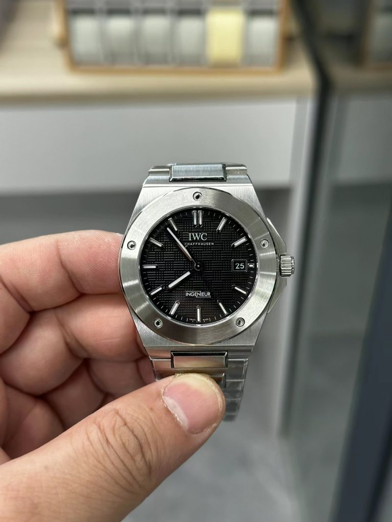 IWC Ingenieur Black Replica