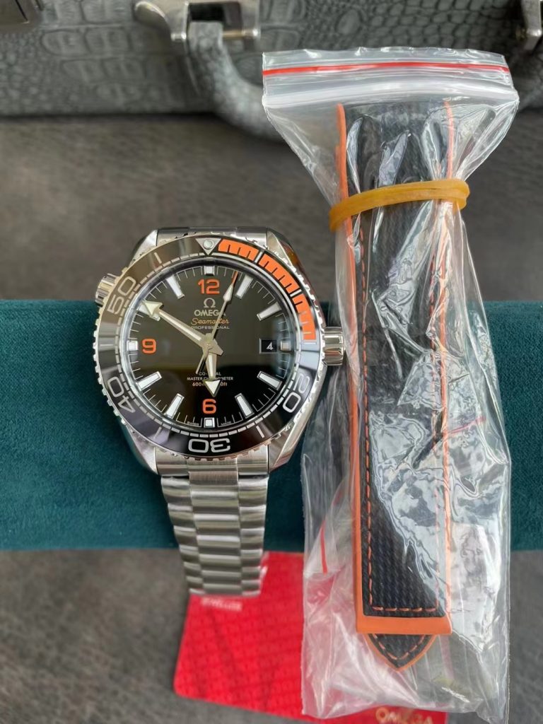 Replica Omega Planet Ocean Orange