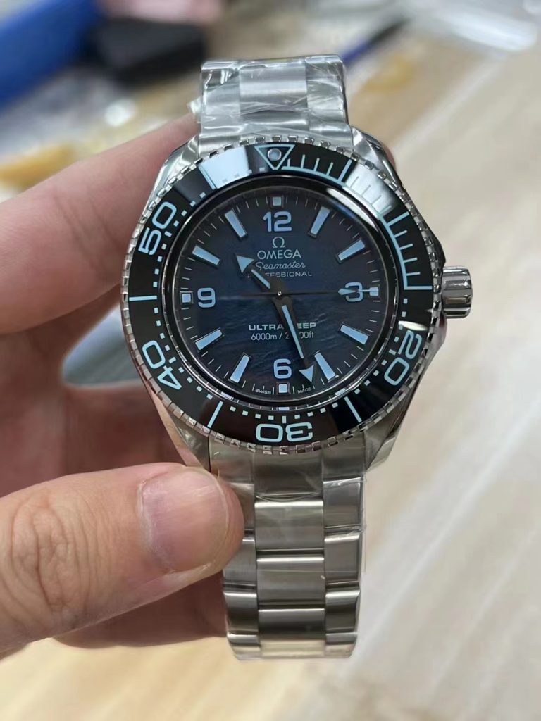 Replica Omega Planet Ocean 6000m