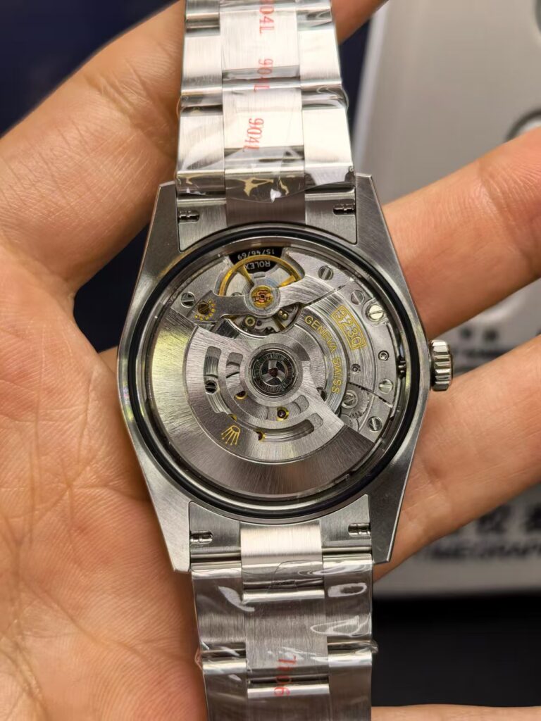 Rolex Oyster Perpetual 126000 Black Movement