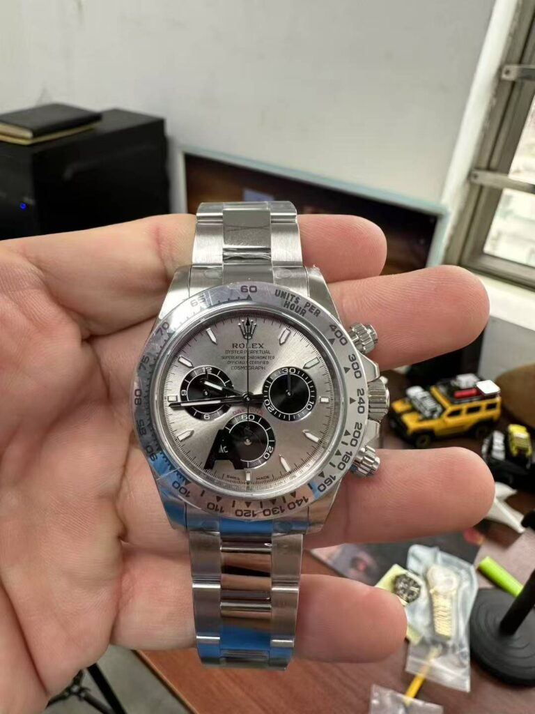 Replica Rolex Daytona Silver