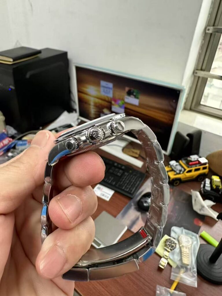 VS Daytona Crown