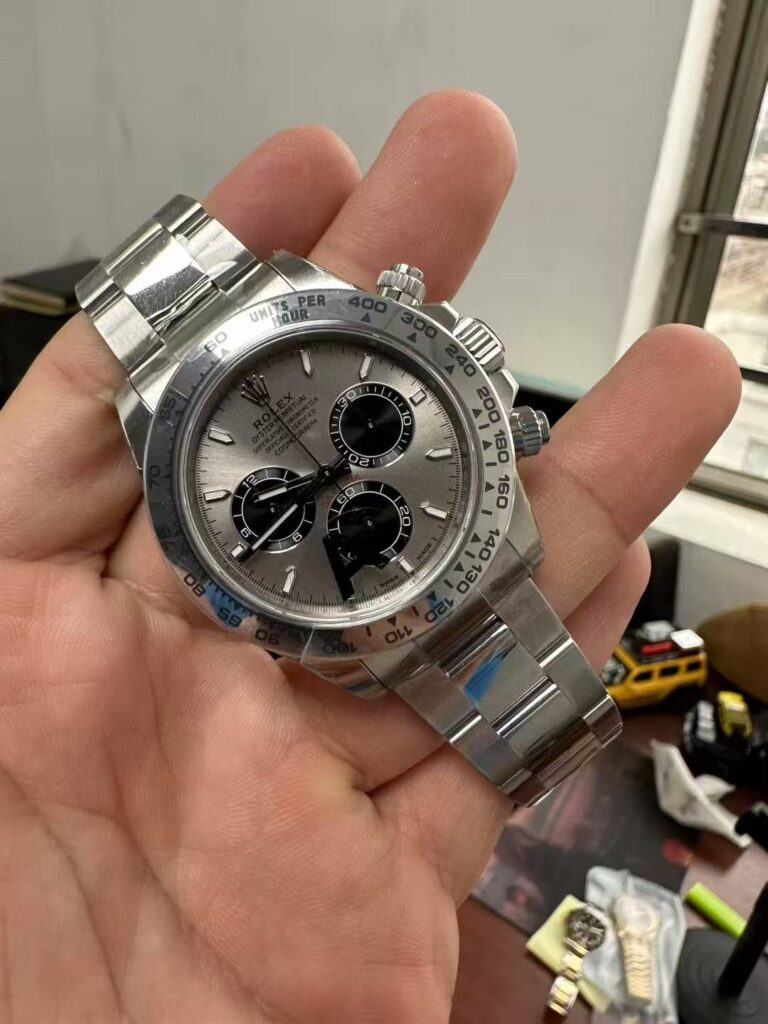 VS Daytona Silver